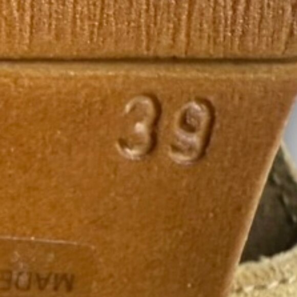 NWT Anthropologie Studded Wood-Bottom Platform Sandals in Cedar Sz 39 - Picture 7 of 8